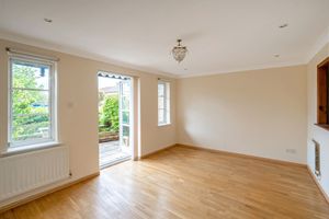 Living Room- click for photo gallery